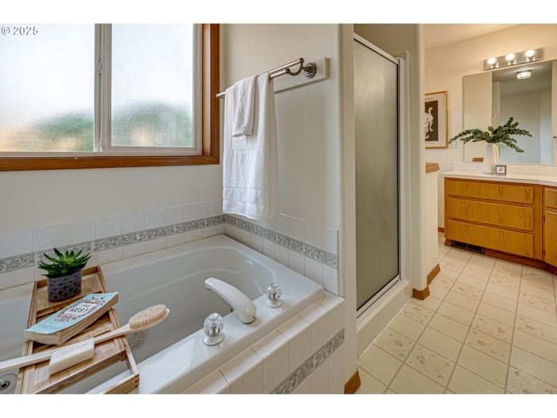 Bathroom, Attached