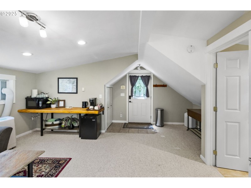 Guest Quarters