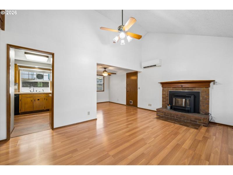 Living Room/Dining Room