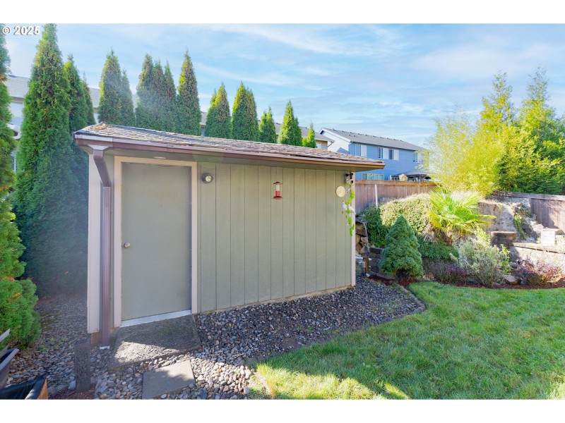 Shed