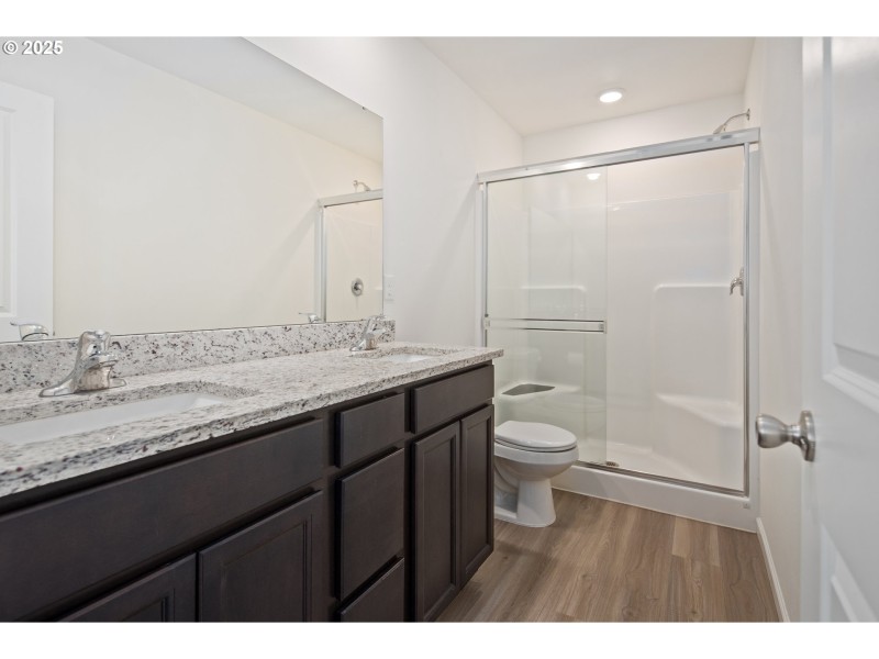 Bathroom, Attached