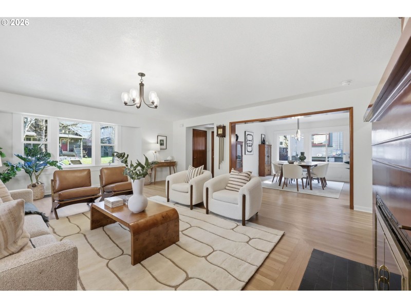 Living Room/Dining Room