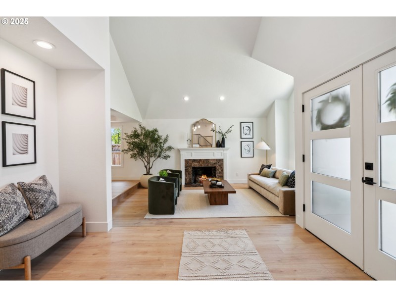 Entrance/Foyer