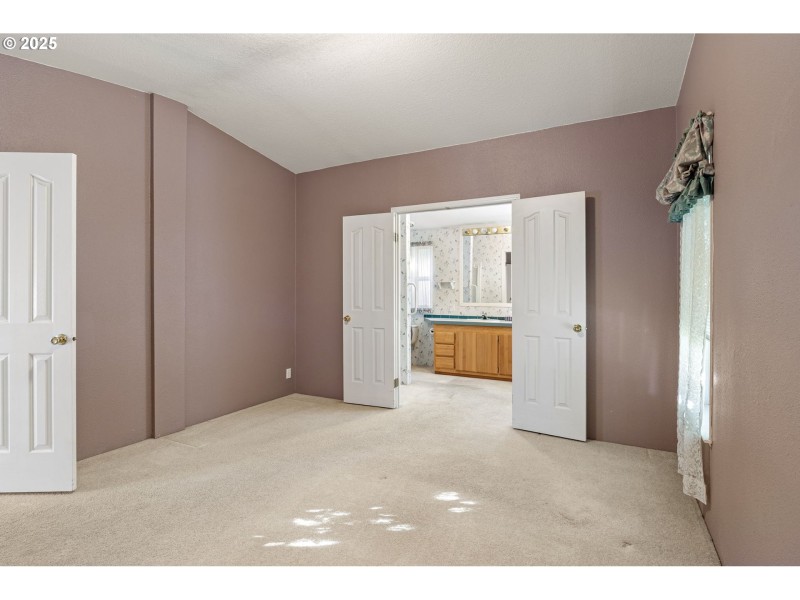 Owner's Suite Bedroom