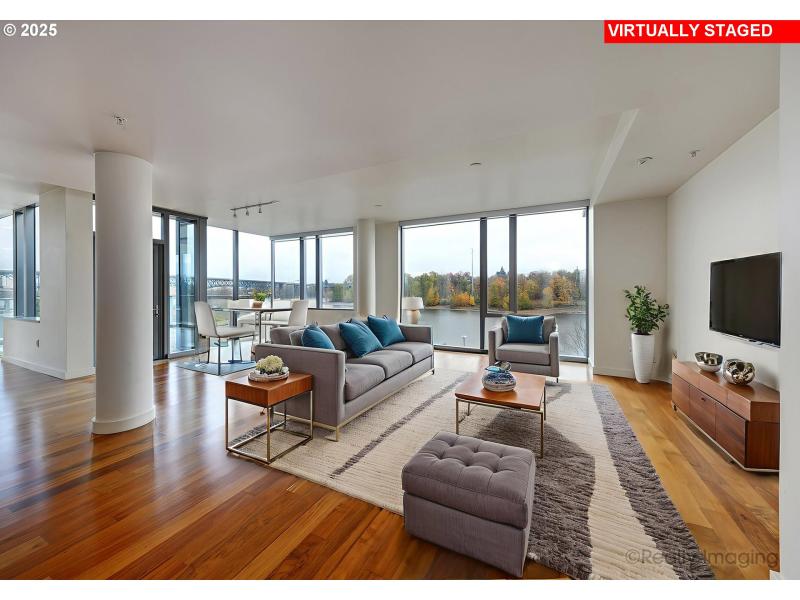 Living Room/Dining Room