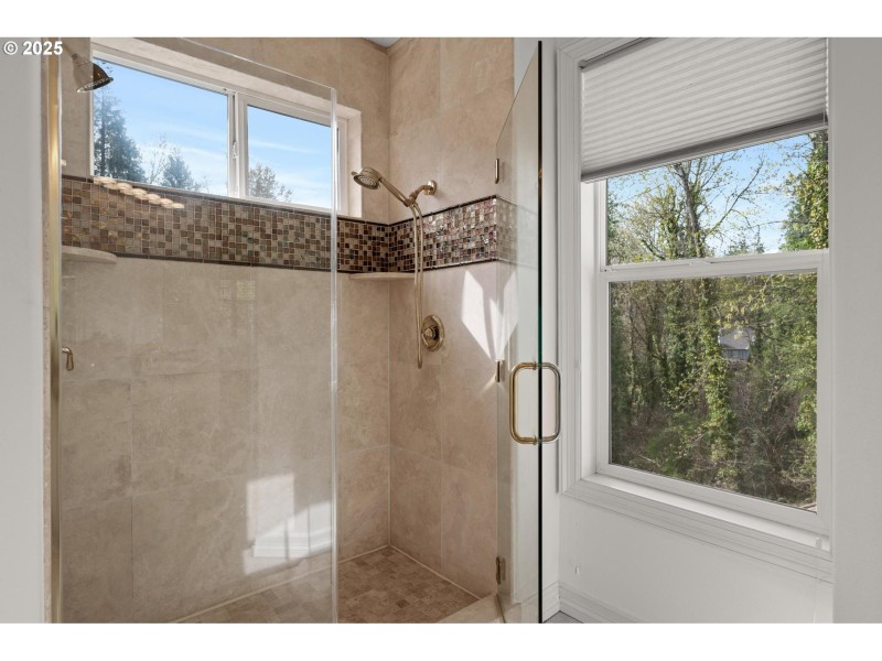 Owner's Suite Bathroom