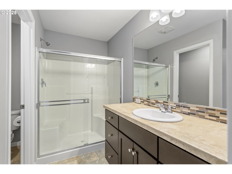 Bathroom, Attached