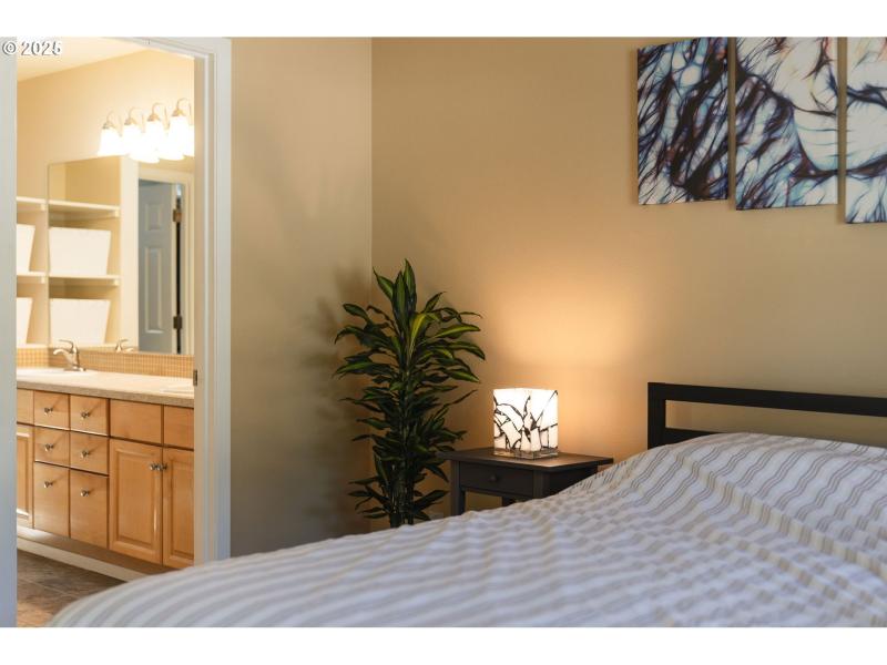 Bedroom, Owner's Suite