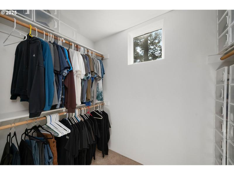 Bedroom, Owner's Suite