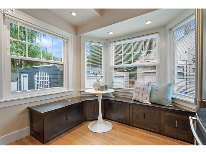 Kitchen/Nook