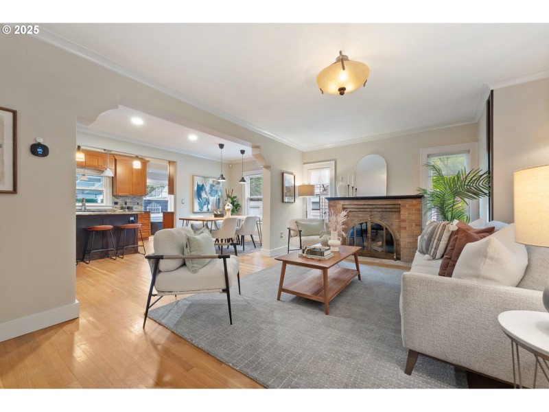 Living Room/Dining Room