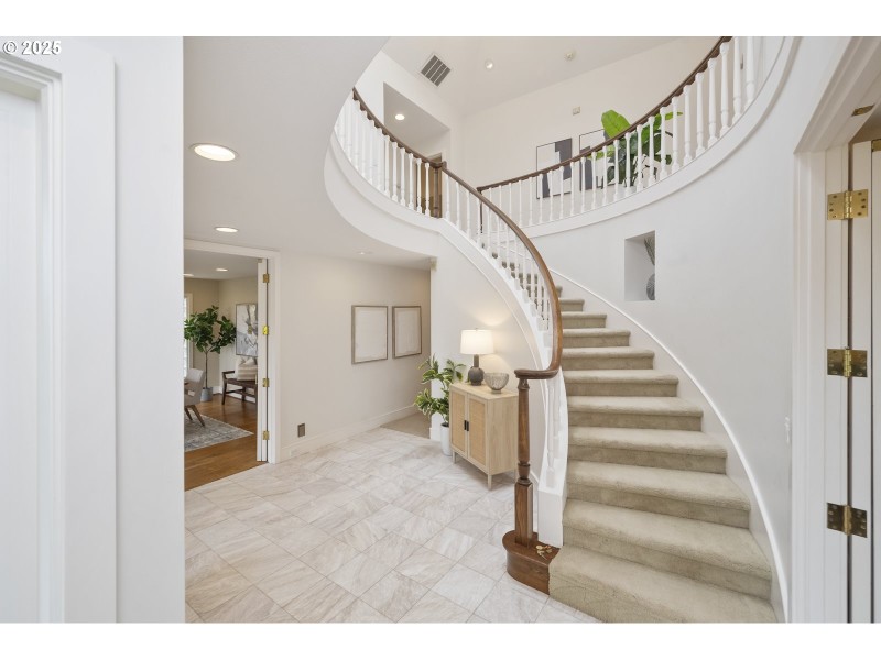 Entrance/Foyer