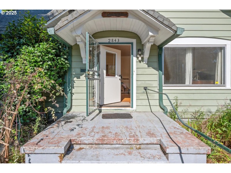 Entrance/Foyer