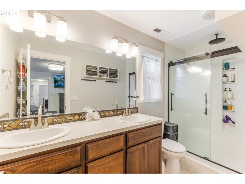 Owner's Suite Bathroom