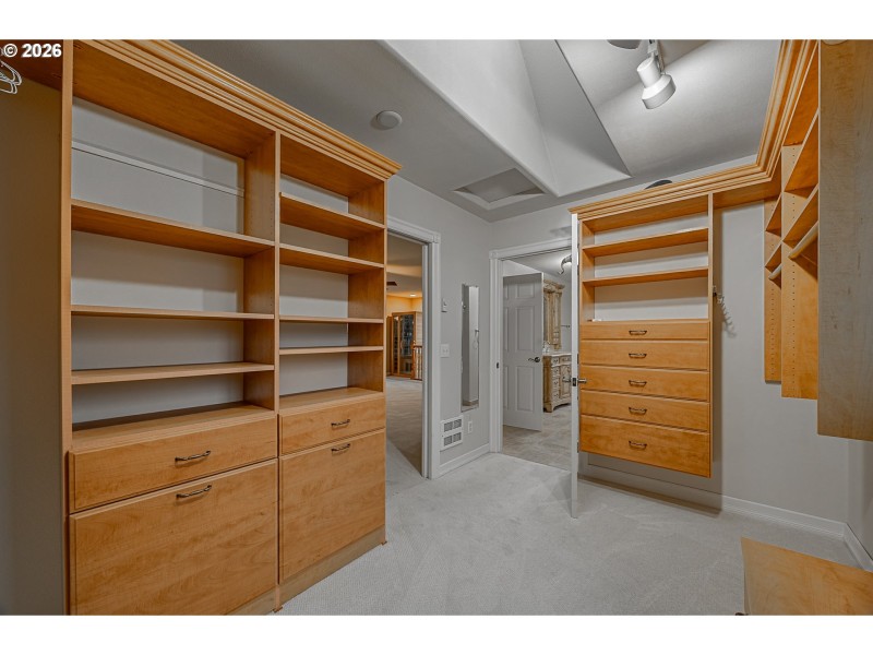 Bedroom, Owner's Suite