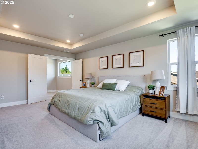 Bedroom, Primary