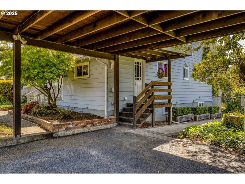 Carport