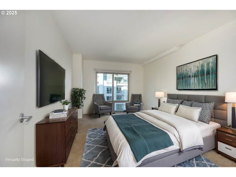 Bedroom, Primary