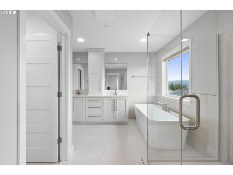 Owner's Suite Bathroom #2