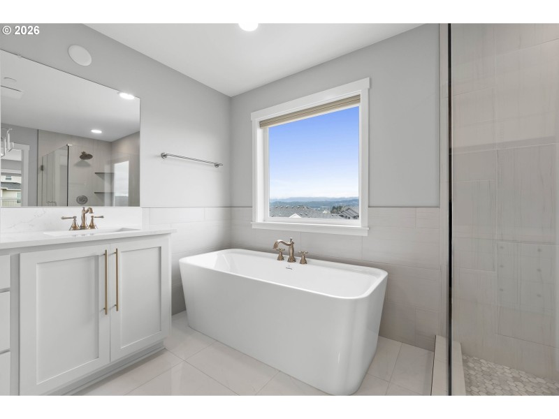 Owner's Suite Bathroom