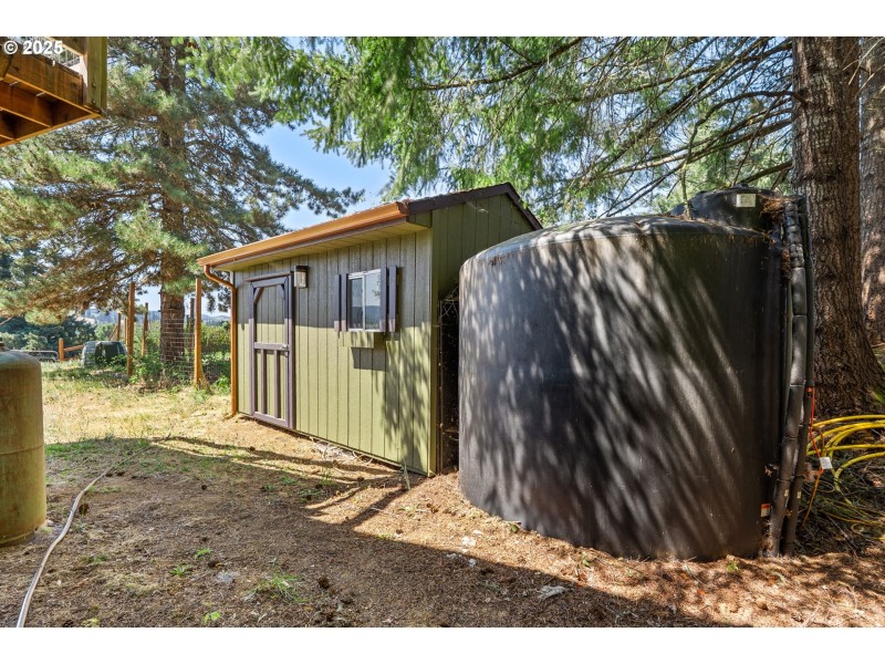 Shed