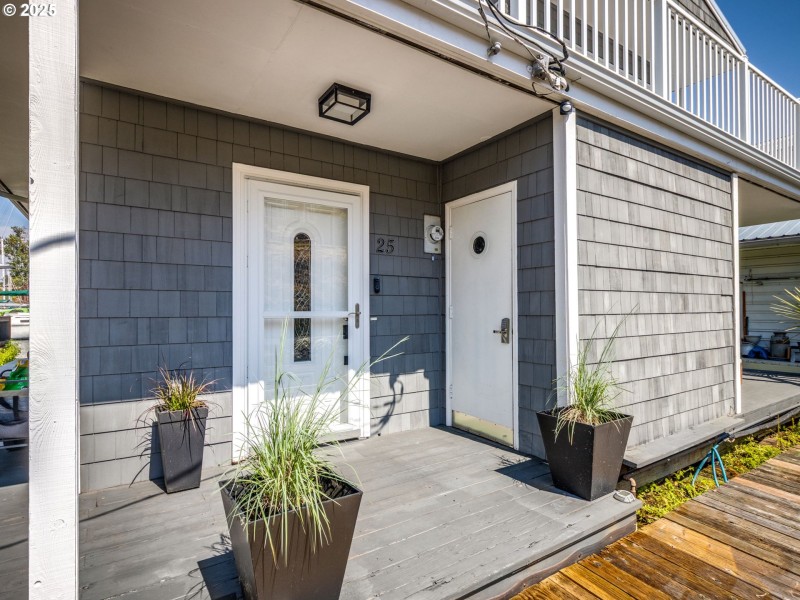 Entrance/Foyer