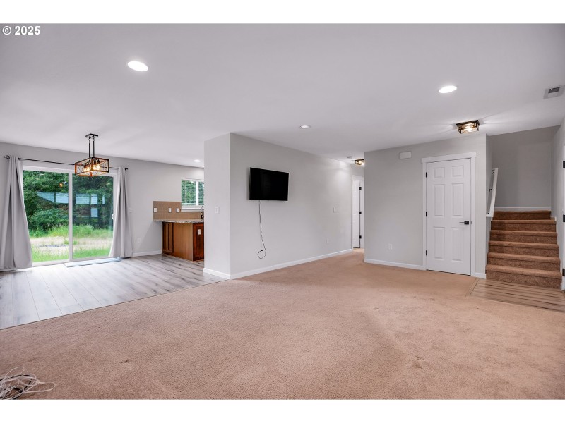 Living Room/Dining Room