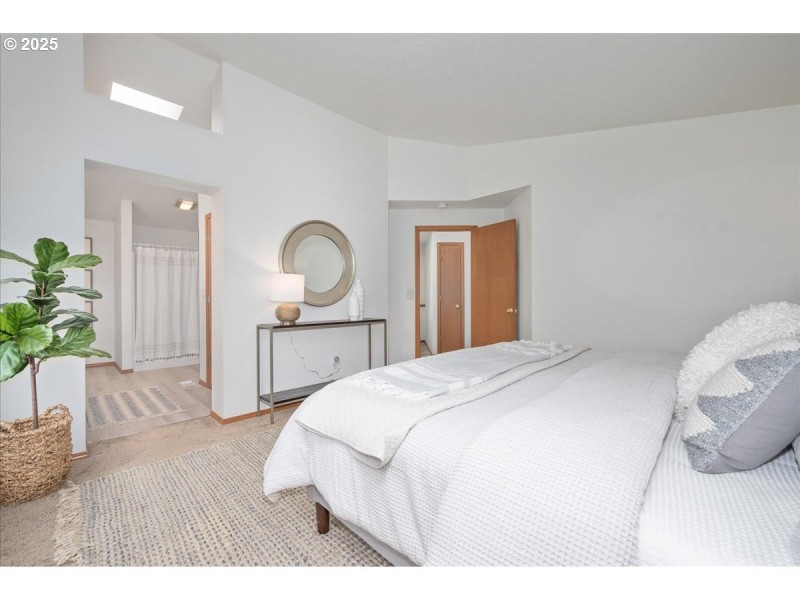 Bedroom, Owner's Suite