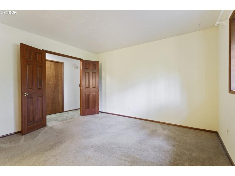 Bedroom, Owner's Suite