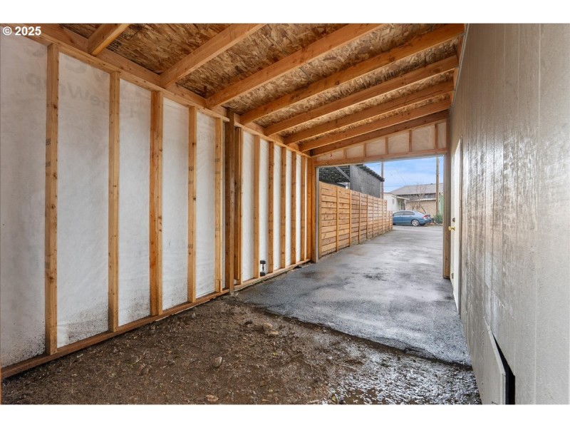 Carport