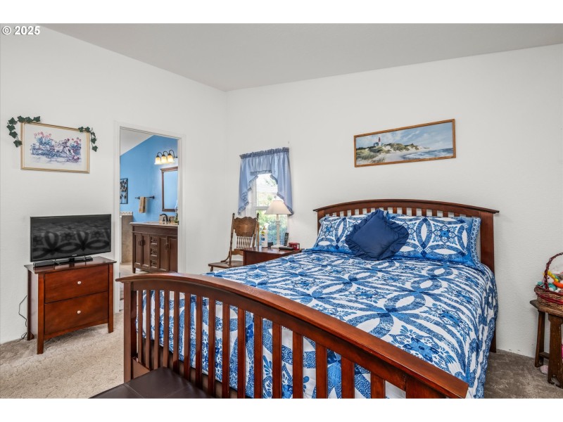 Owner's Suite Bedroom