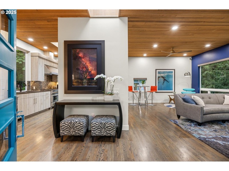 Entrance/Foyer