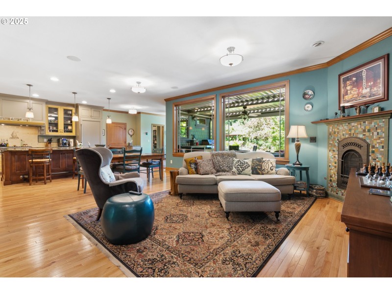 Kitchen/Living Room