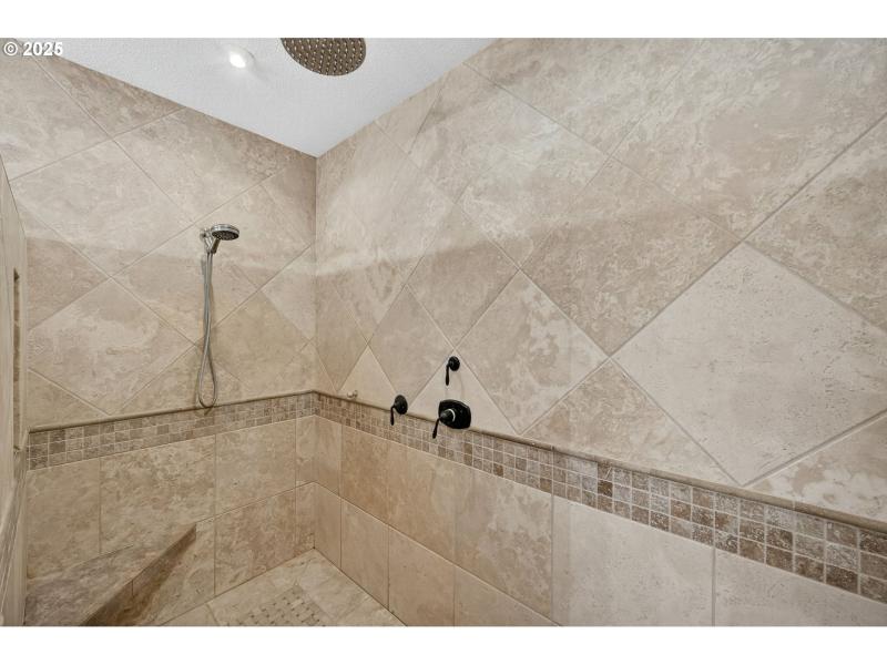 Owner's Suite Bathroom