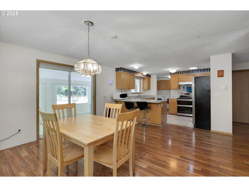 Living Room/Dining Room