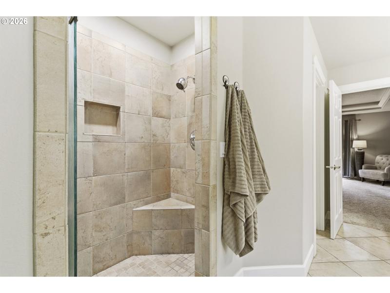 Owner's Suite Bathroom