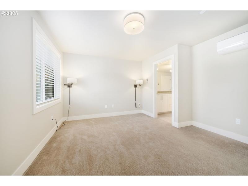 Bedroom, Owner's Suite