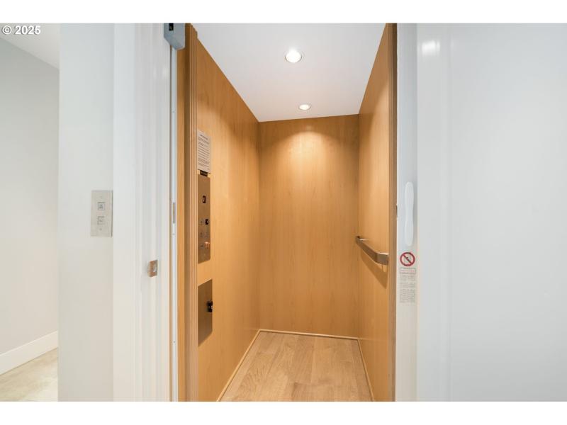 Elevator