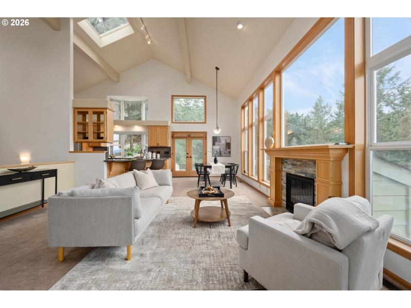 Living Room/Dining Room