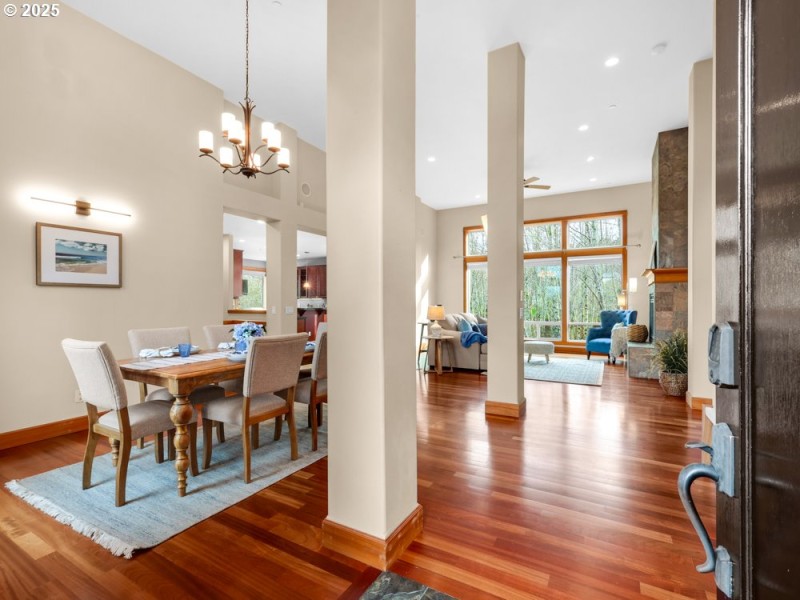 Entrance/Foyer