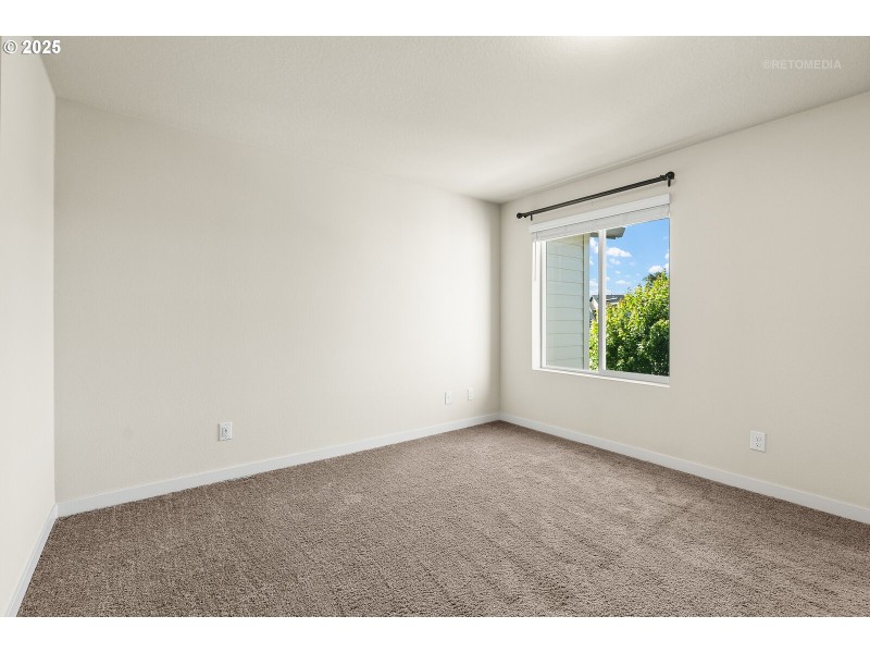 Bedroom, Primary