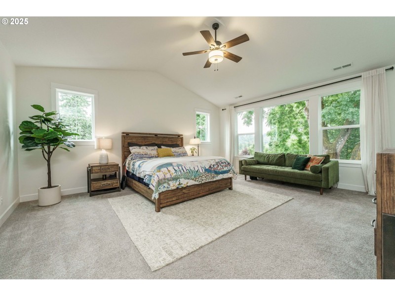 Bedroom, Primary