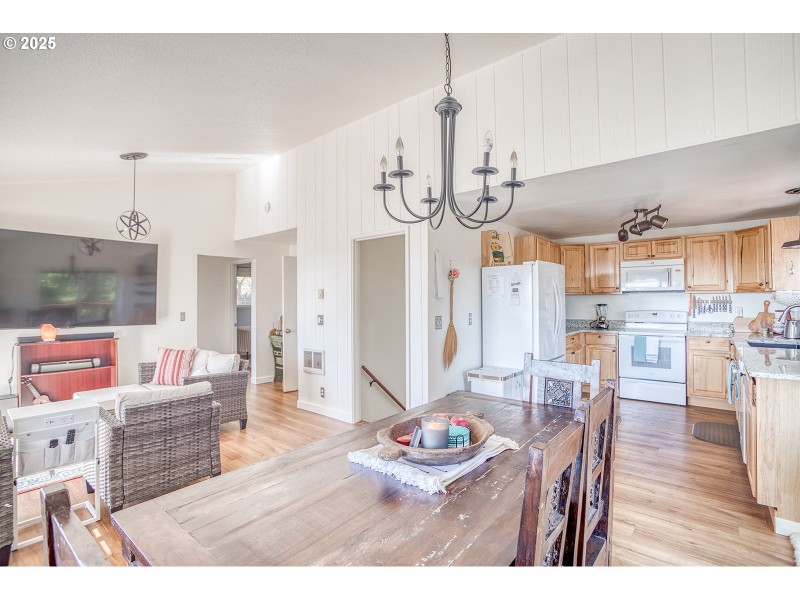 Living Room/Dining Room
