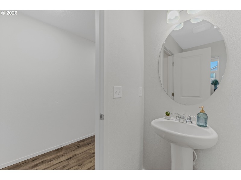 Bathroom, Continental