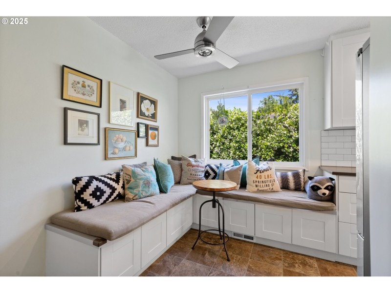 Kitchen/Nook
