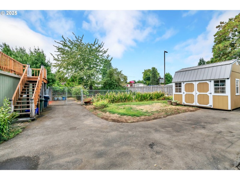 Shed