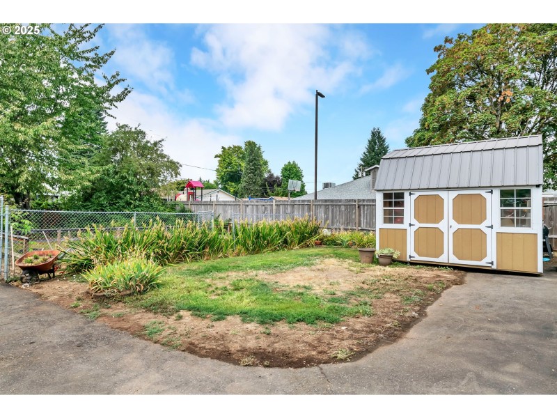 Shed