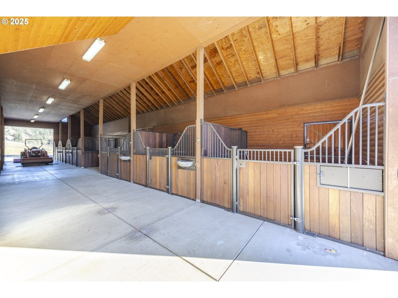 Barn