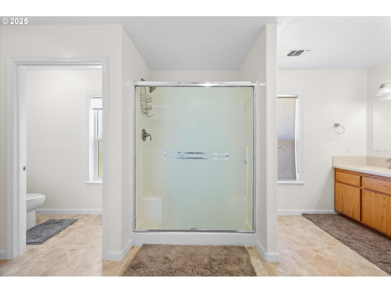 Owner's Suite Bathroom