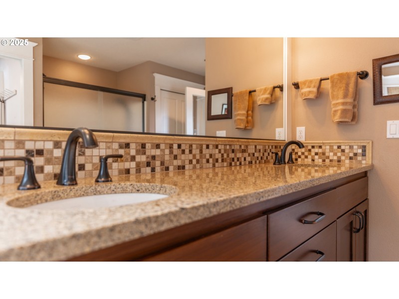 Owner's Suite Bathroom